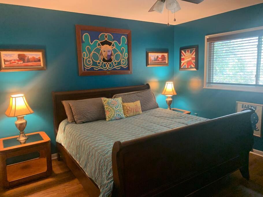 Family Friendly Downtown Home - Private Yard & Grill - Location, Location, Location! Athens Exterior foto