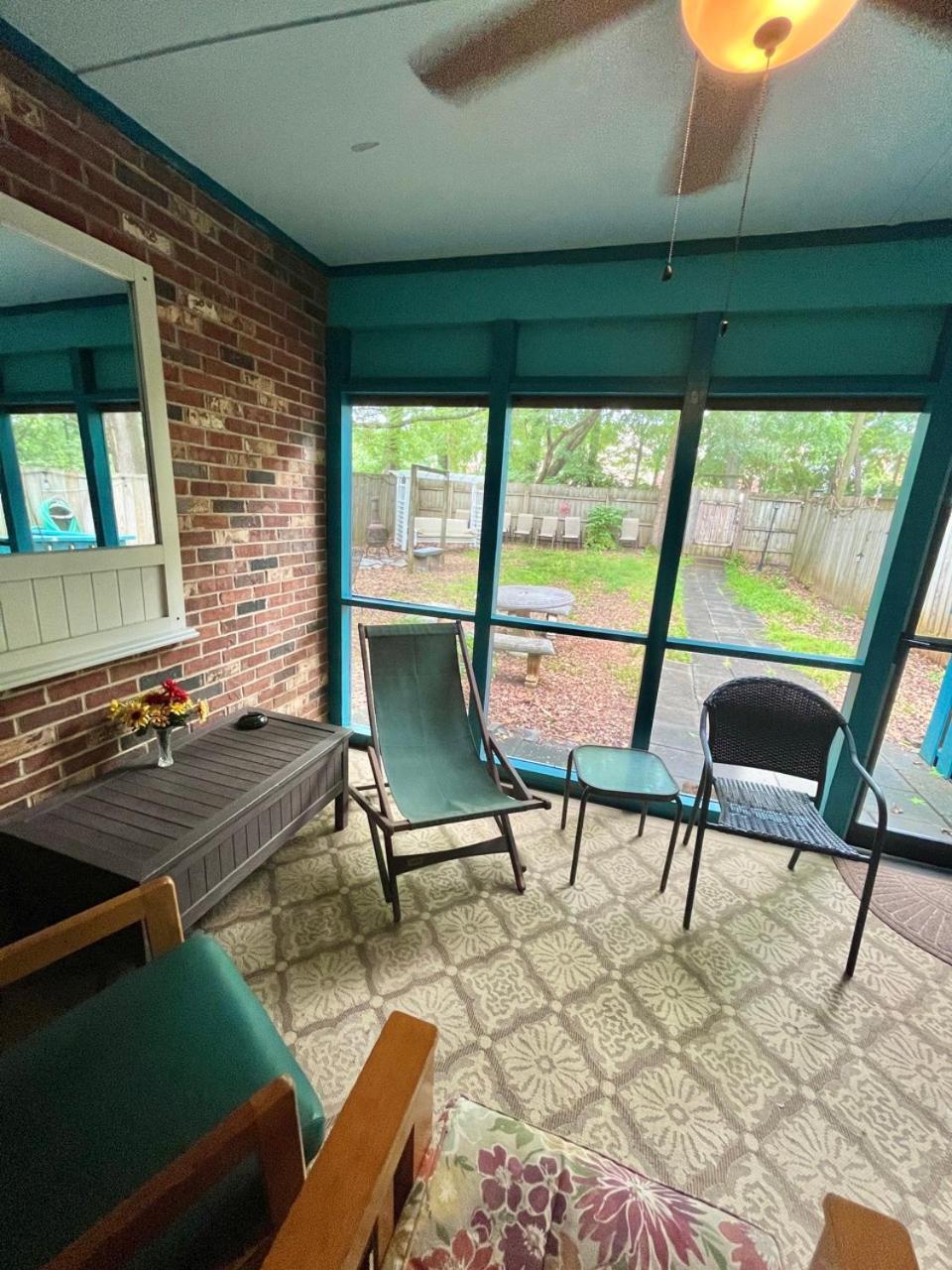 Family Friendly Downtown Home - Private Yard & Grill - Location, Location, Location! Athens Exterior foto